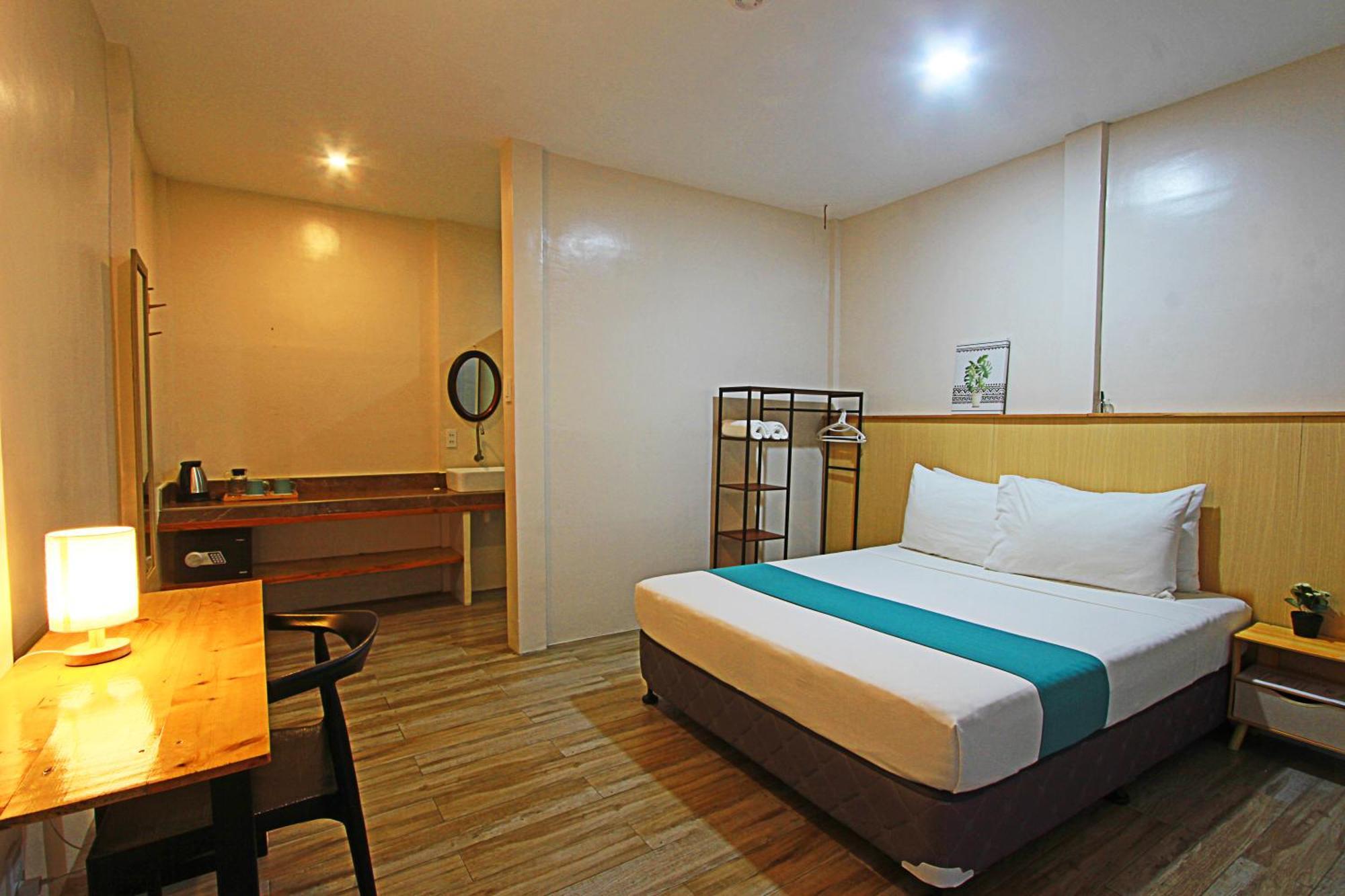 Alona M Panglao Hotell Exteriör bild